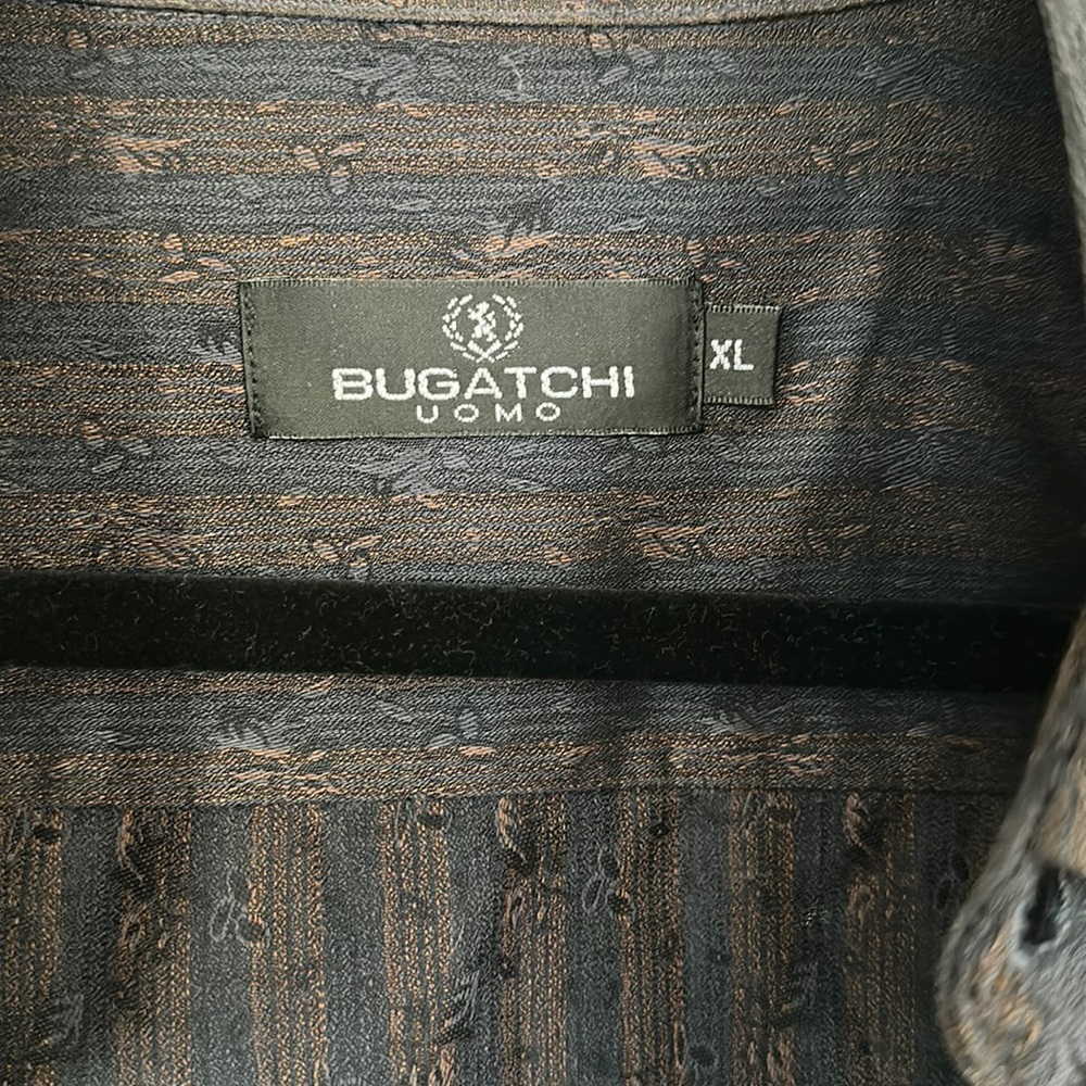 Men’s dress of casual shirt Bugatchi